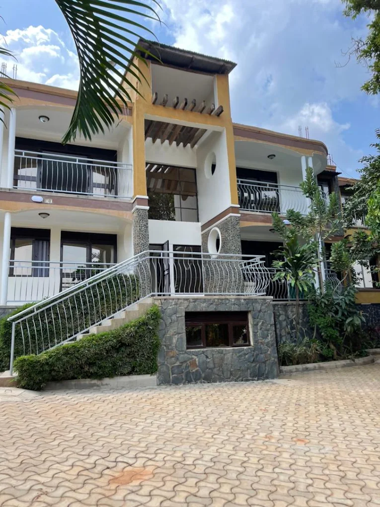 Alexandria Suites Night View